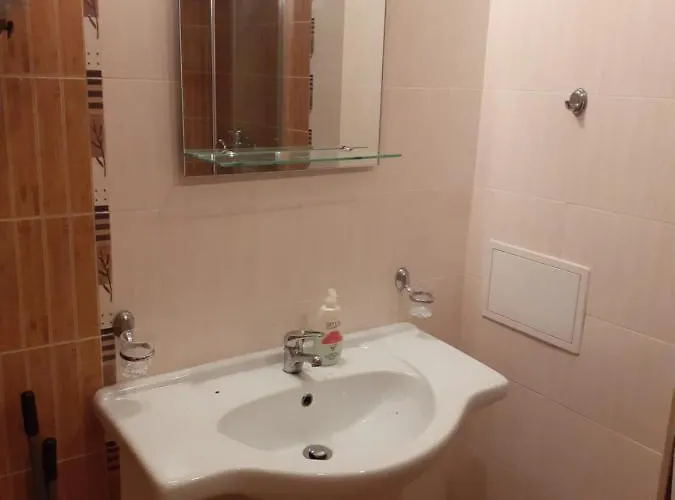 полюси 2 Appartement Slantchev Briag